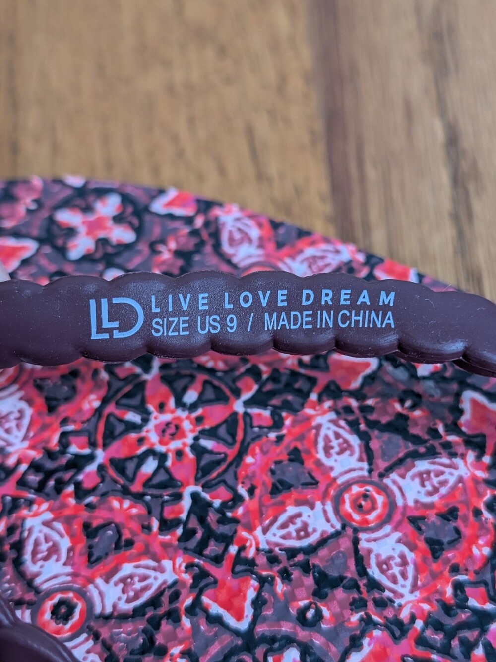 Aeropostale Live Love Dream Floral Flip Flops Sandals Size 9 - Picture 6 of 6